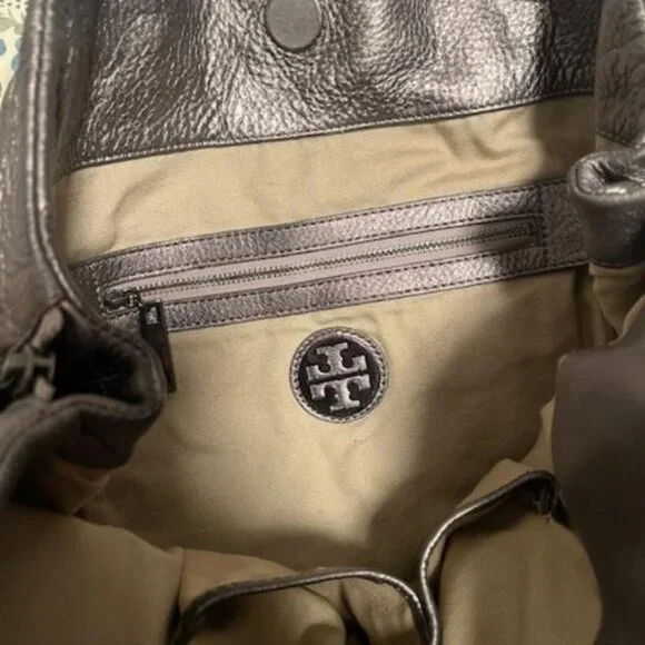 Tory Burch Metallic Grey Shoulder Bag Great Condition - Picture 4 of 9